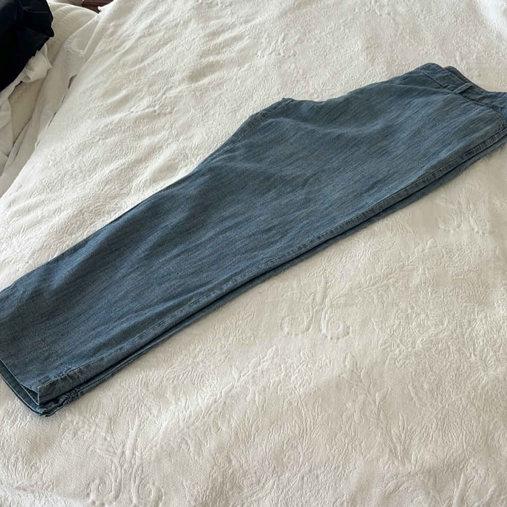 Talbot’s size 10, 💯 percent cotton